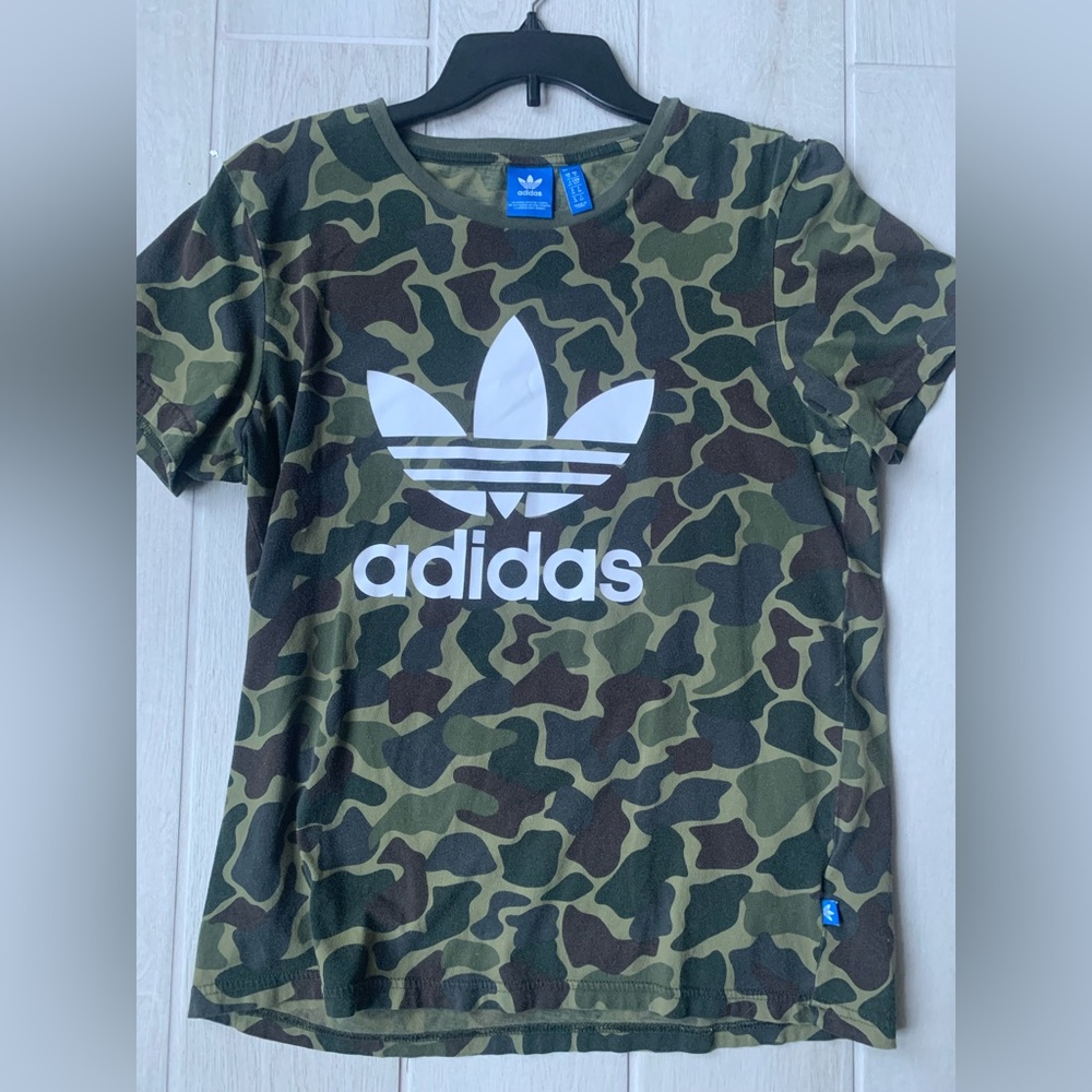 Adidas top